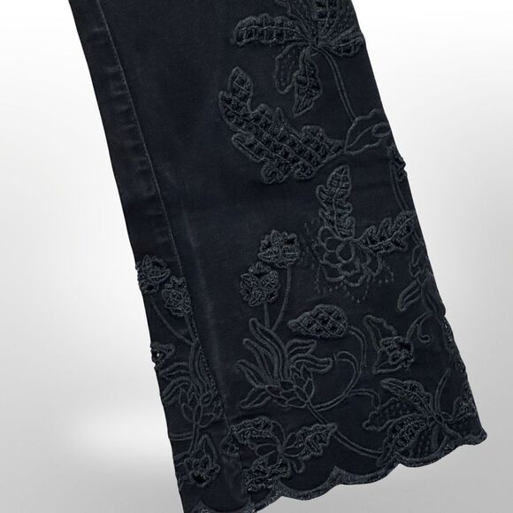 William Rast Juniors Jeans Size 29 Black‎ Crop Flare Stretchy - Picture 1 of 10